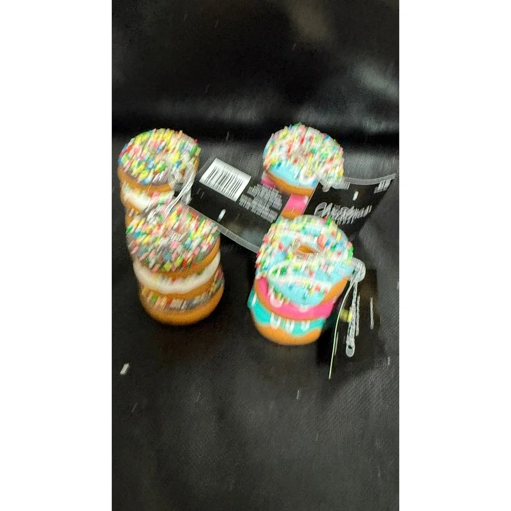 The Christmas Shoppe Donut Stack Ornaments Set of 4 Sprinkles 5973623 New
